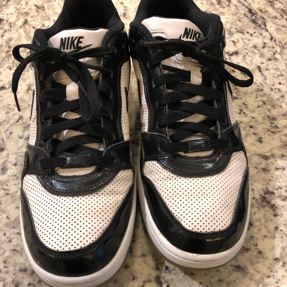 Black Nike Air Prestige 3